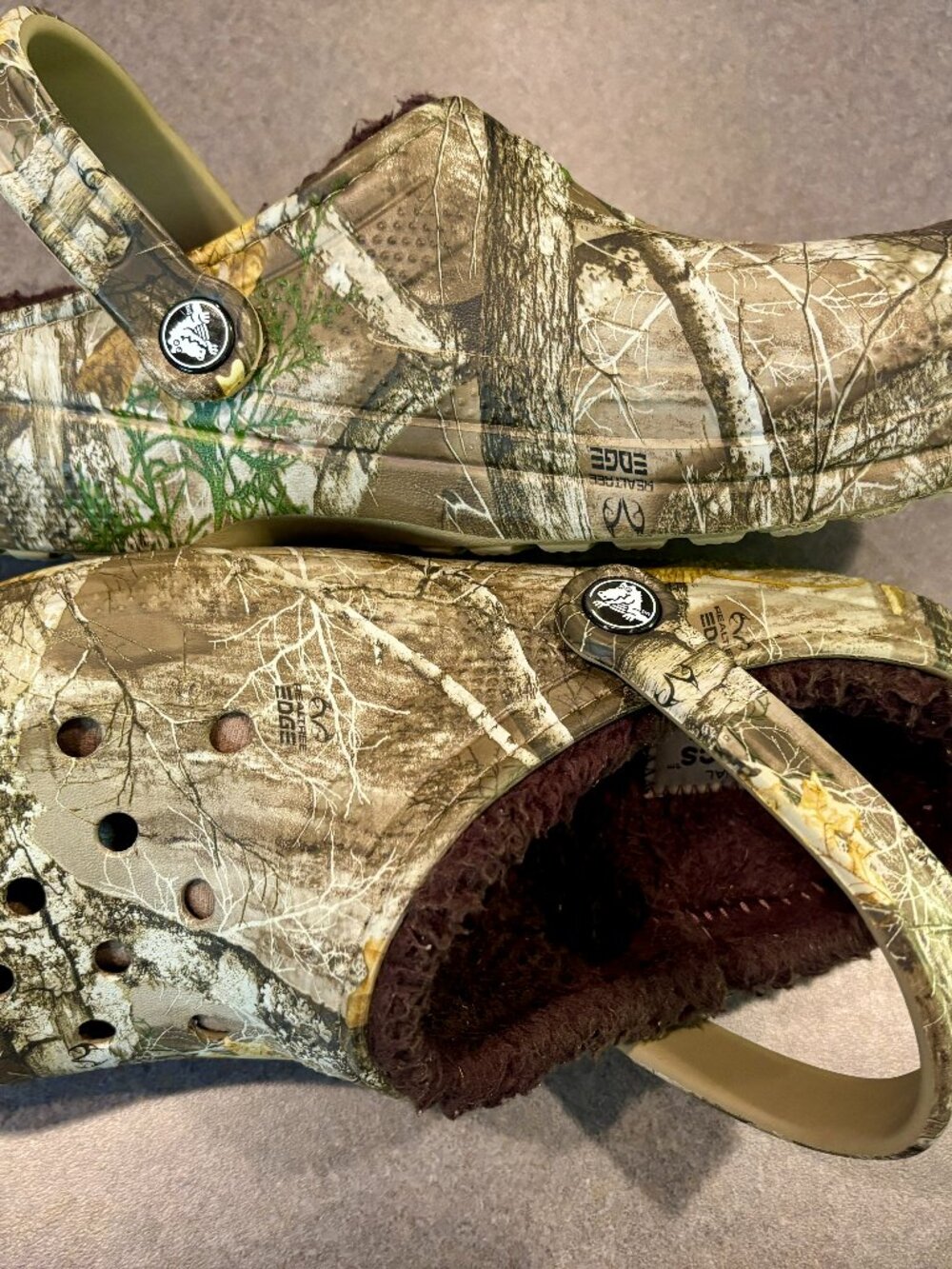~~Crocs Classic Lined Realtree Edge Clogs Womens Size 10 Mens Size 8